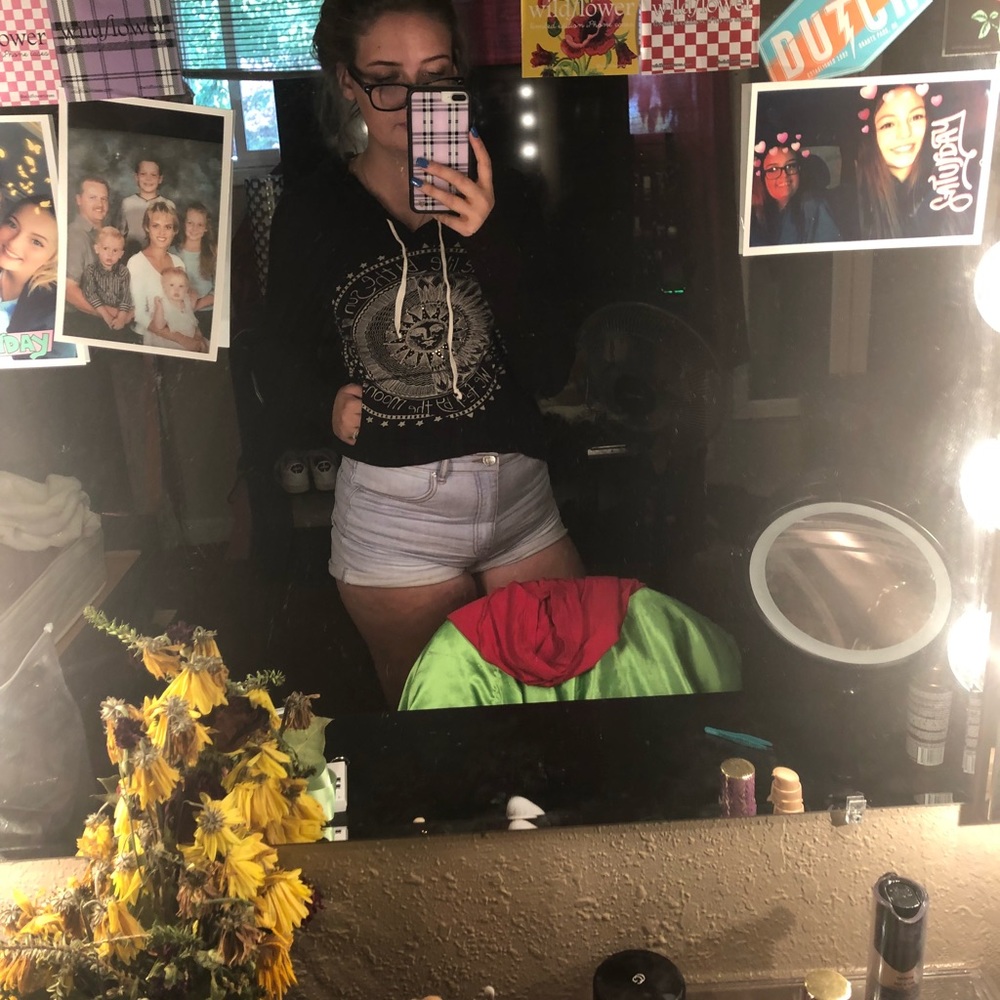 Cropped hoodie